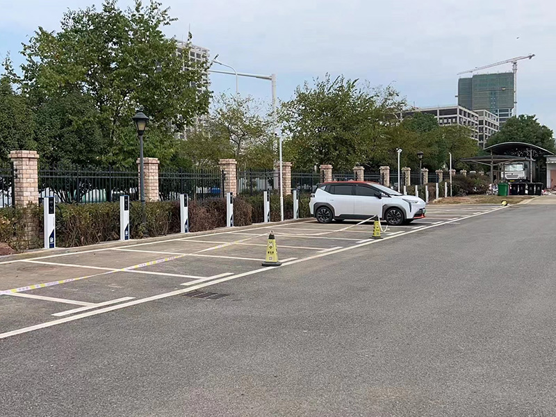 新洲某新能源充电站充电桩项目