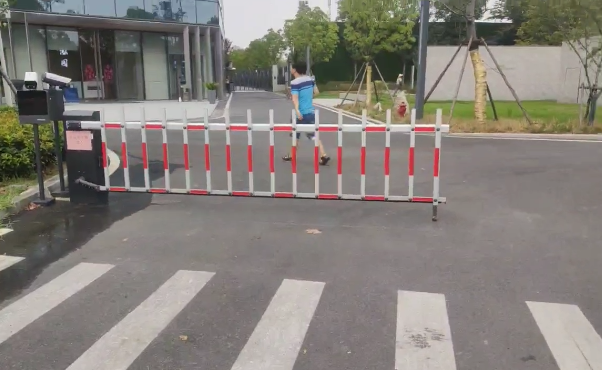 从吐槽到点赞：南宁天价停车事件两年后，交出民生满意答卷